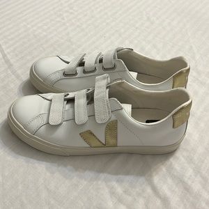 NWOT Veja shoes size 10-gold accent